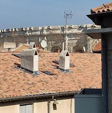 Appartement Arenes Romanite Nimes Luaran gambar